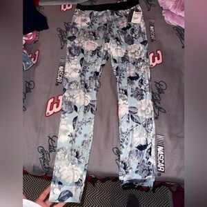 Vince Camuto Light Blue Floral Pajama Pants